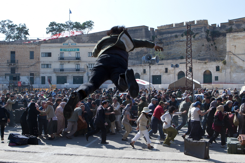 Illustration for article titled High-res World War Z photos only fuel our mixed emotions